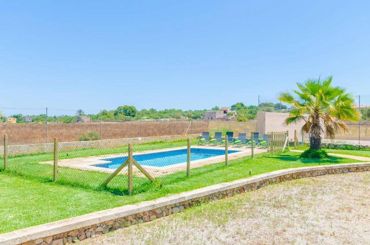 Es Moli Villa Muro 0*,